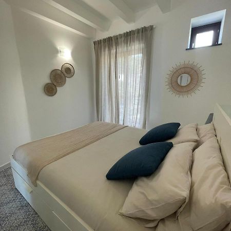 Casa Grazia Apartments ลีปารี ภายนอก รูปภาพ